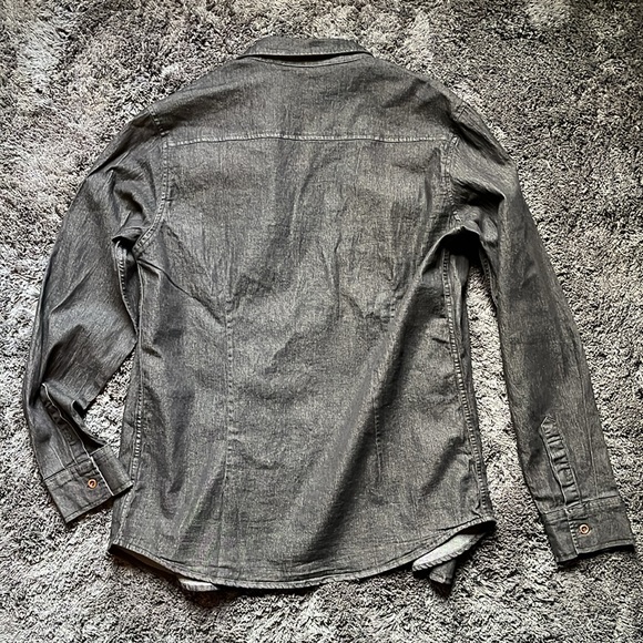 Men’s casual button up shirt - Picture 4 of 4